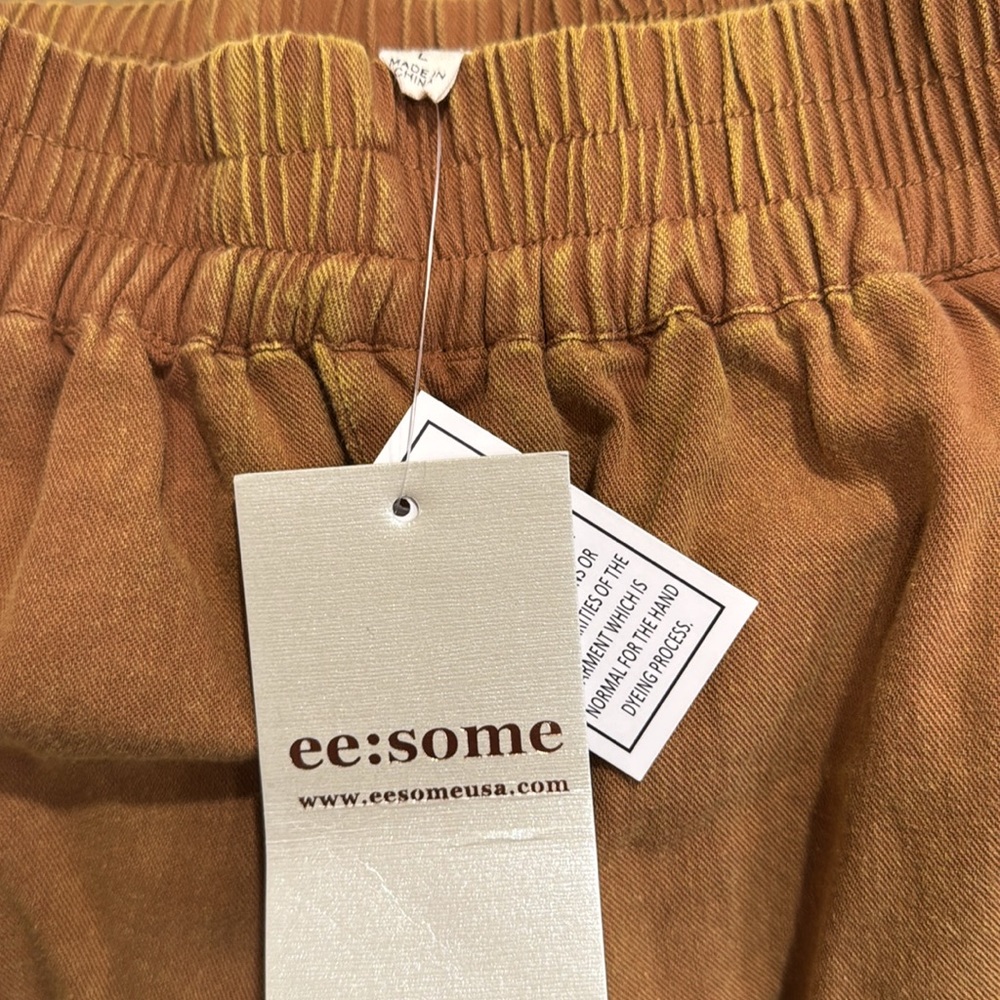 ee:some Women's khaki cargo trousers size Large - Picture 3 of 5